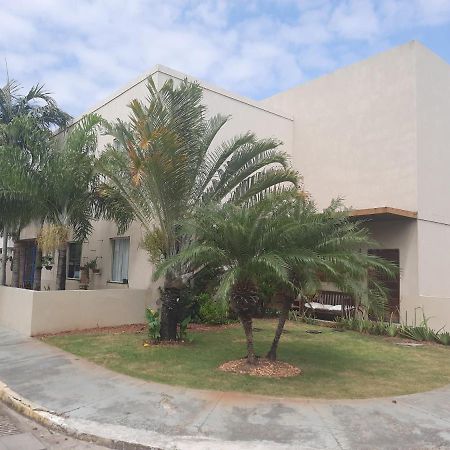 Fantastica Casa 4 Quartos Proxima A Praia Em Condominio Fechado ! Aracaju Bagian luar foto